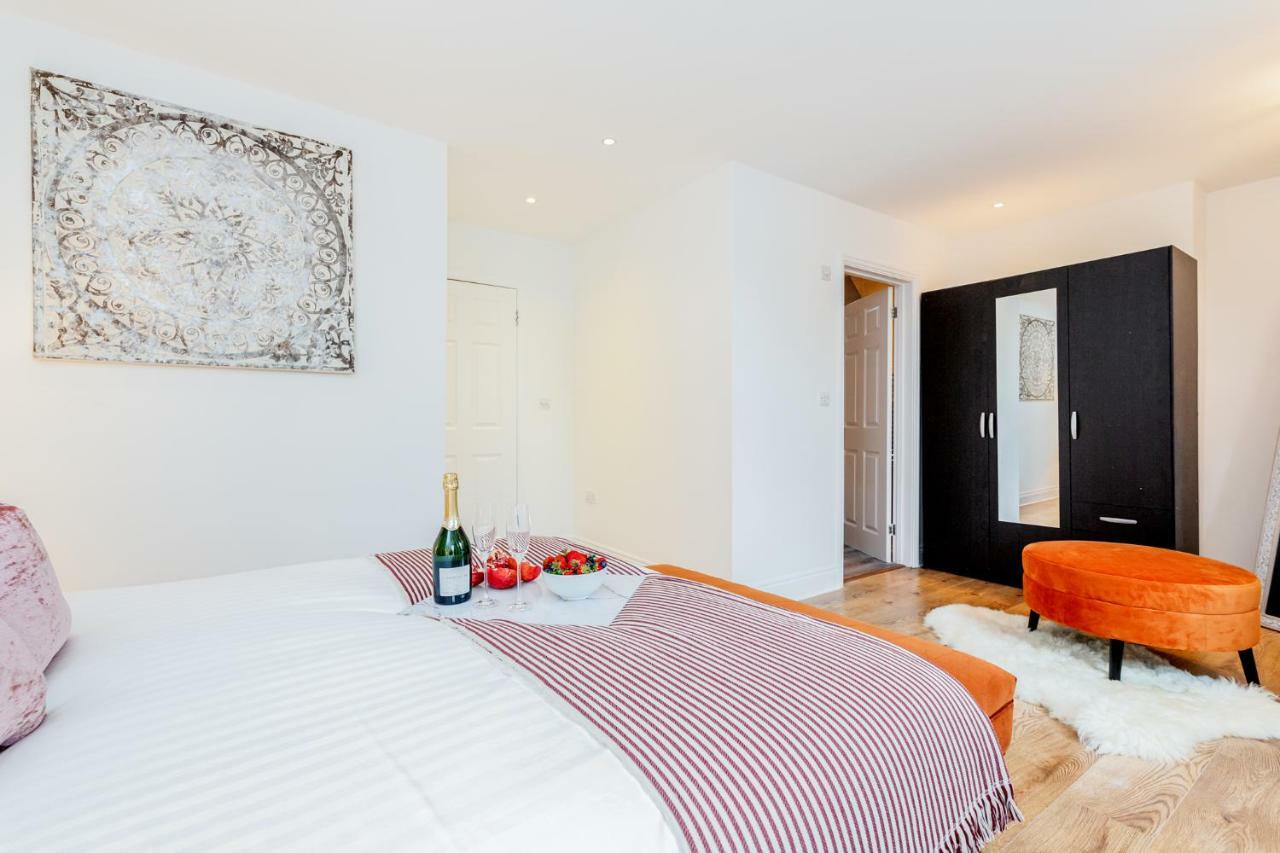 Bright & Spacious 4Beds Home - Kensington High Street-Olympia 伦敦 外观 照片